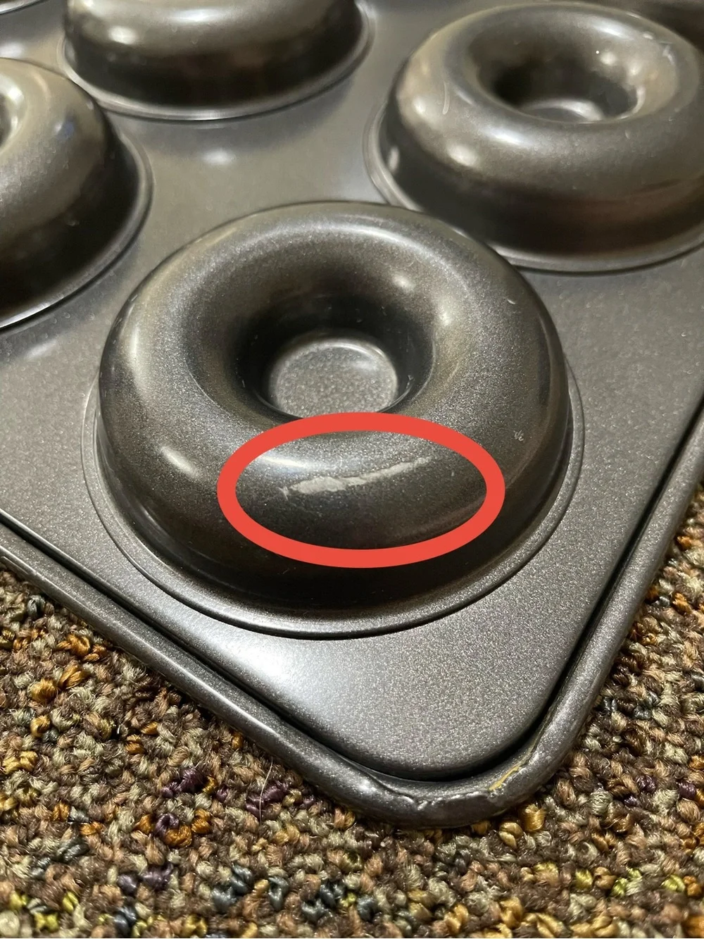 Wilton, perfect results, 20-capacity donut pan
